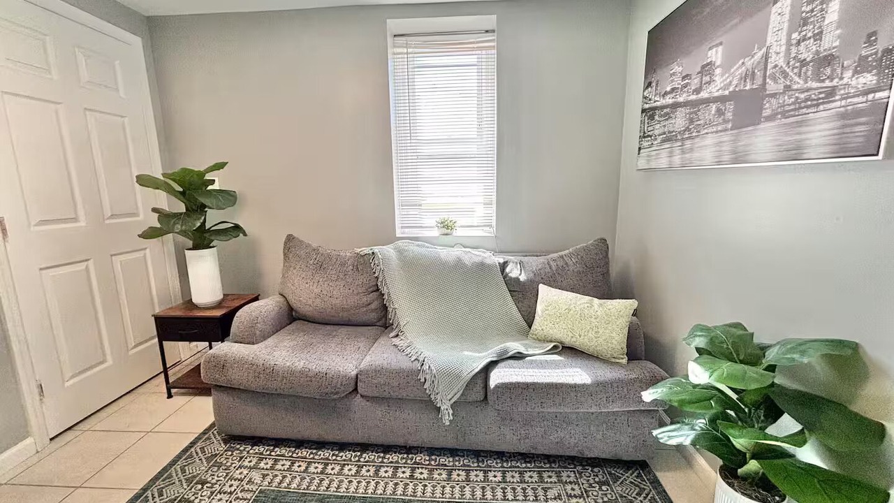 Photo of Livingroom in North Bergen