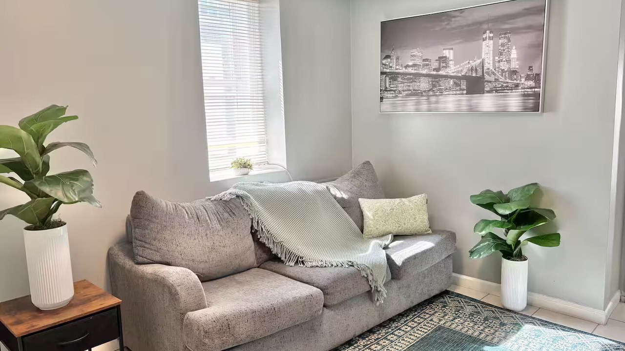 Photo of Livingroom in North Bergen