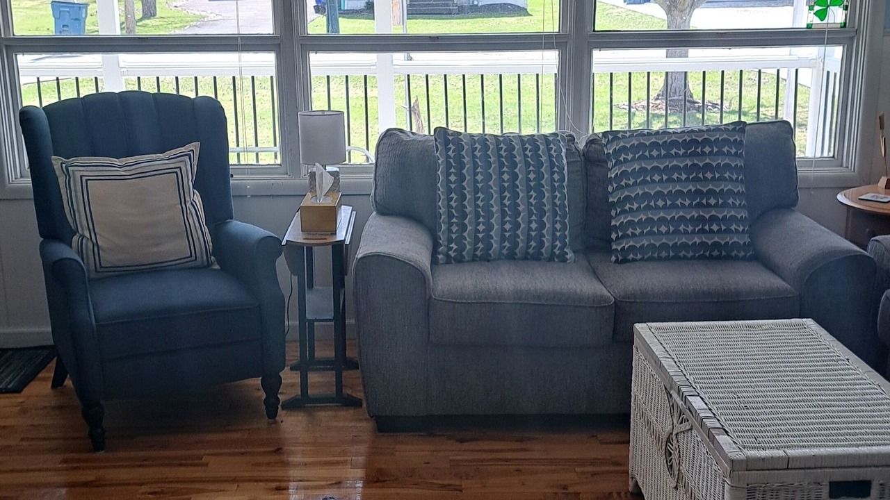 Photo of Livingroom in Town of Evans