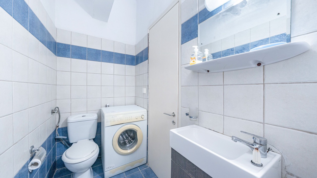 Photo of Bathroom in Kavos
