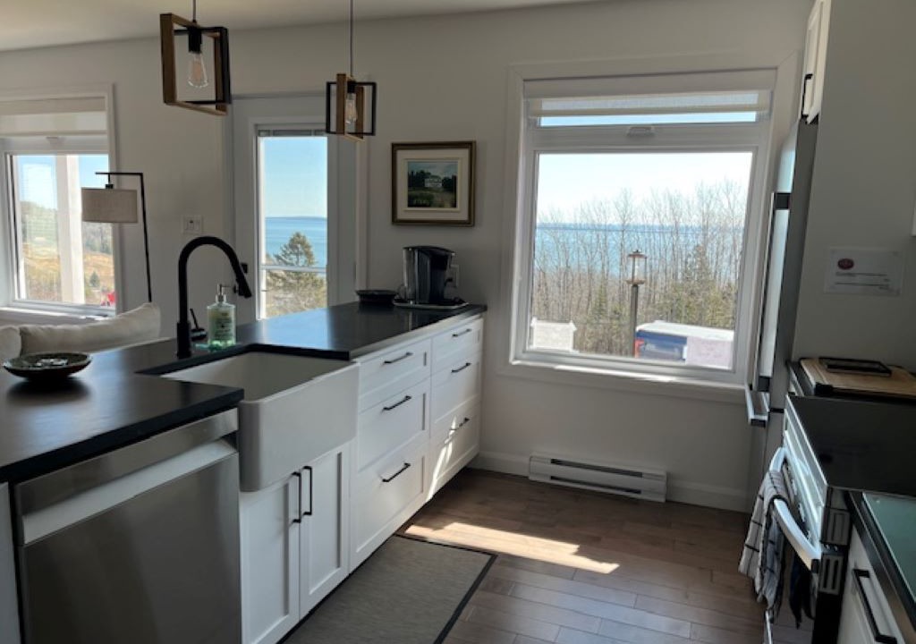 Photo of Kitchen in Port-au-Persil