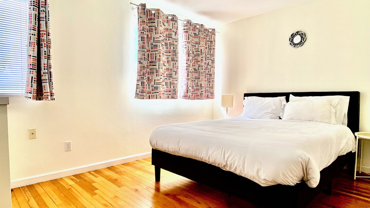 Photo of Bedroom in Menlo Park