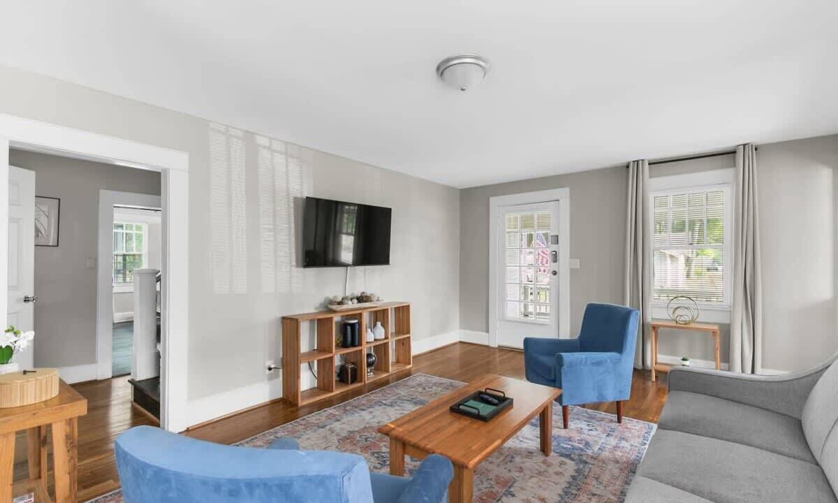 Photo of Livingroom in Birmingham
