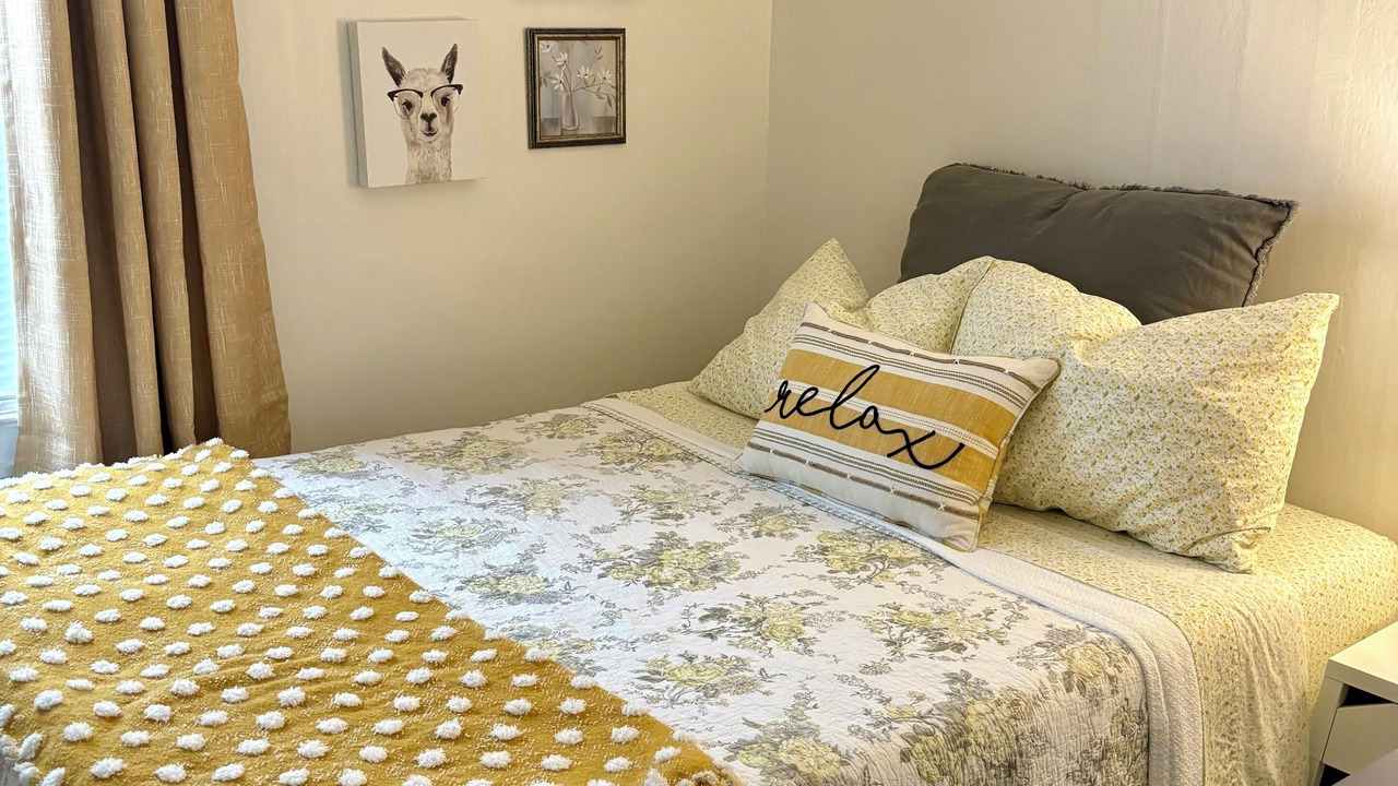 Photo of Bedroom in Jamestown West