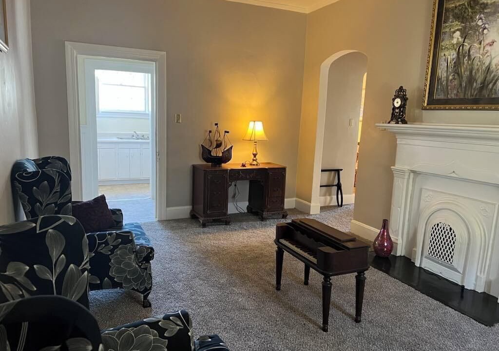Photo of Livingroom in Selma