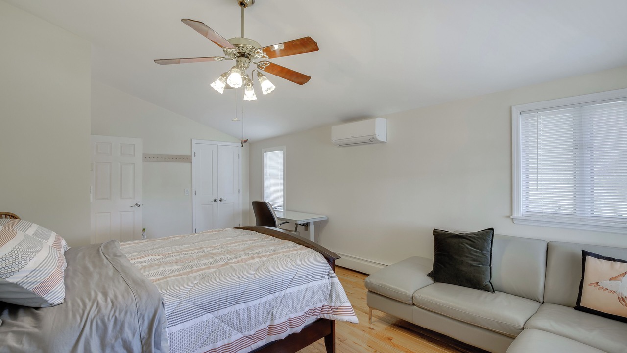 Photo of Bedroom in Lake Carmel