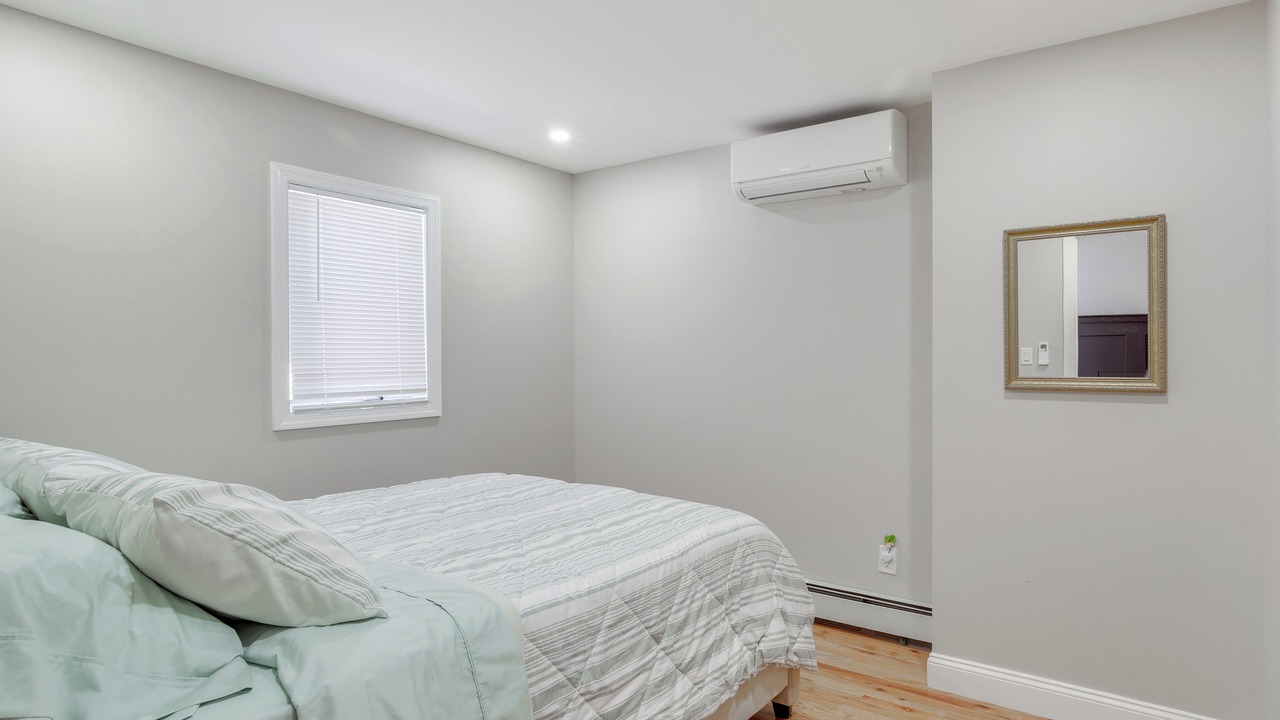 Photo of Bedroom in Lake Carmel