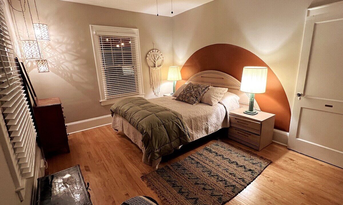Photo of Bedroom in Plaza Midwood