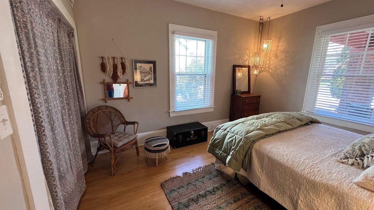 Photo of Bedroom in Plaza Midwood