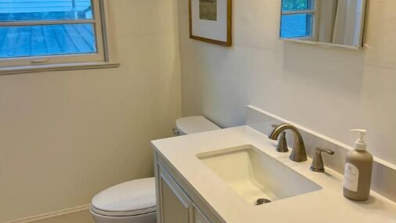 Photo of Bathroom in Tuscaloosa