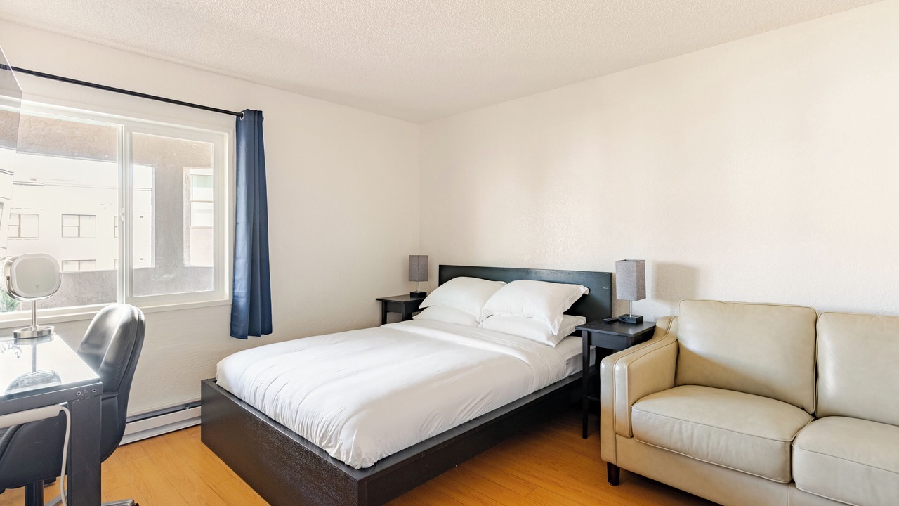 Photo of Bedroom in Albany