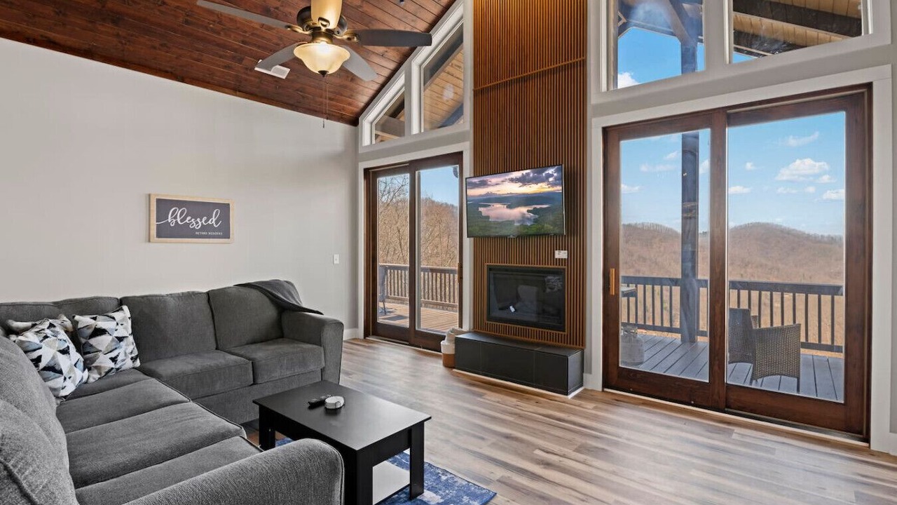 Photo of Livingroom in Sylva