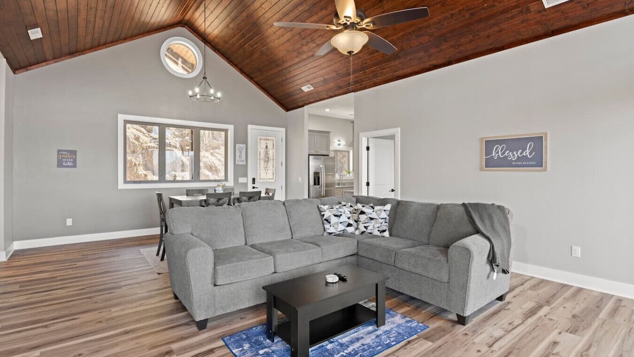 Photo of Livingroom in Sylva
