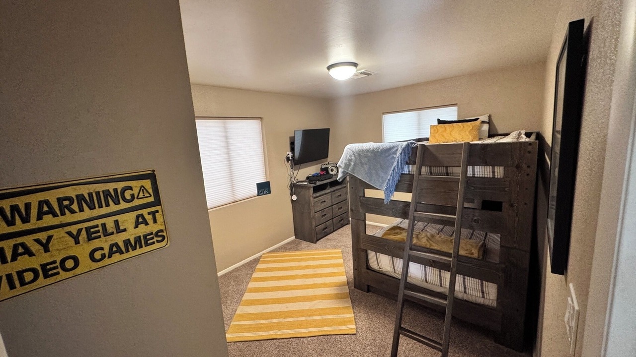 Photo of Bedroom in Cienega Springs