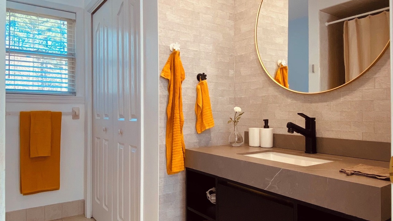 Photo of Bathroom in Cuddebackville
