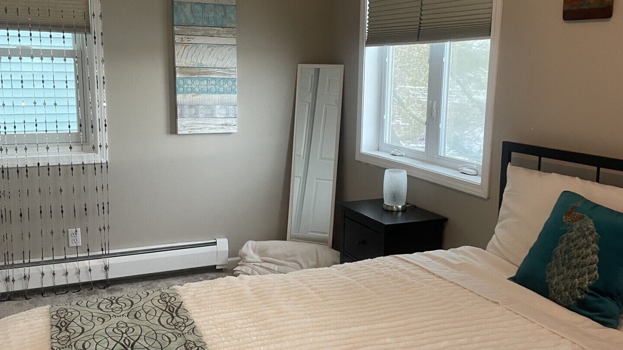 Photo of Bedroom in Lakeville