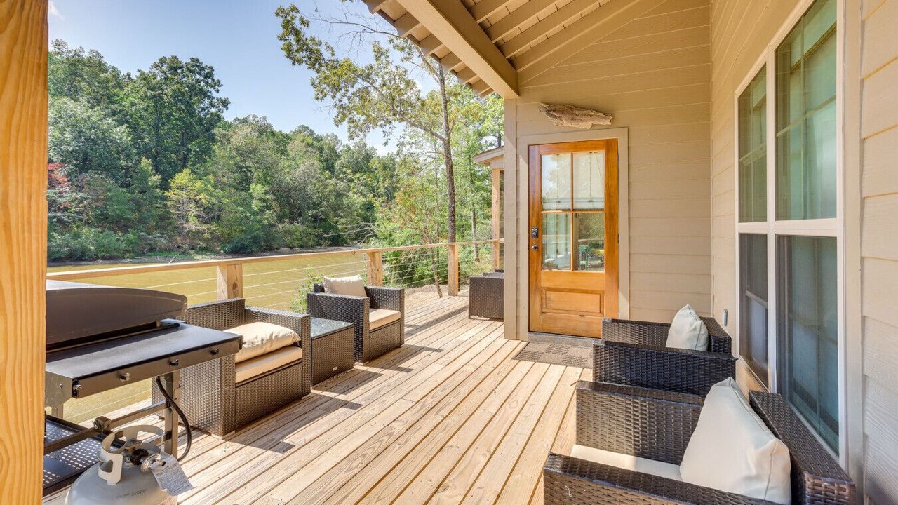 Photo of Patio Balcony in Little Kowaliga