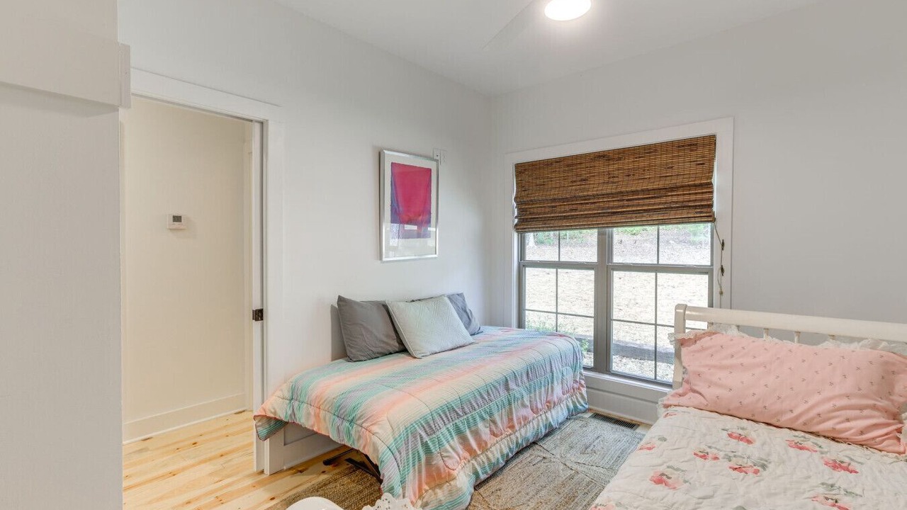 Photo of Bedroom in Little Kowaliga