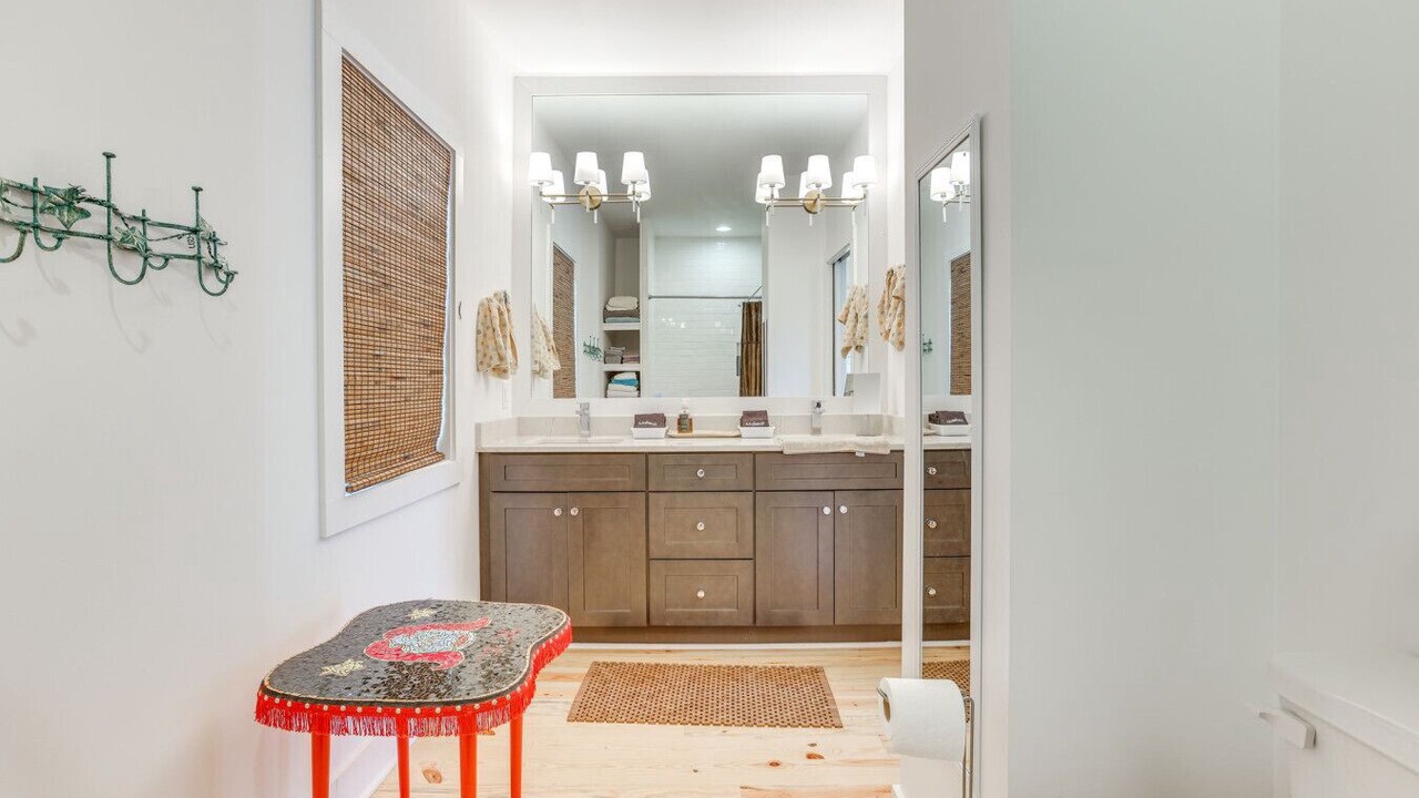 Photo of Bathroom in Little Kowaliga