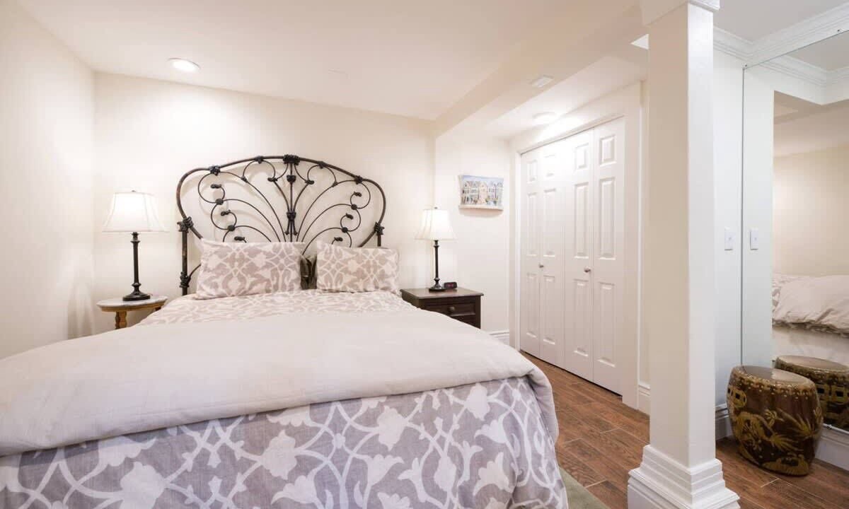 Photo of Bedroom in Castro District