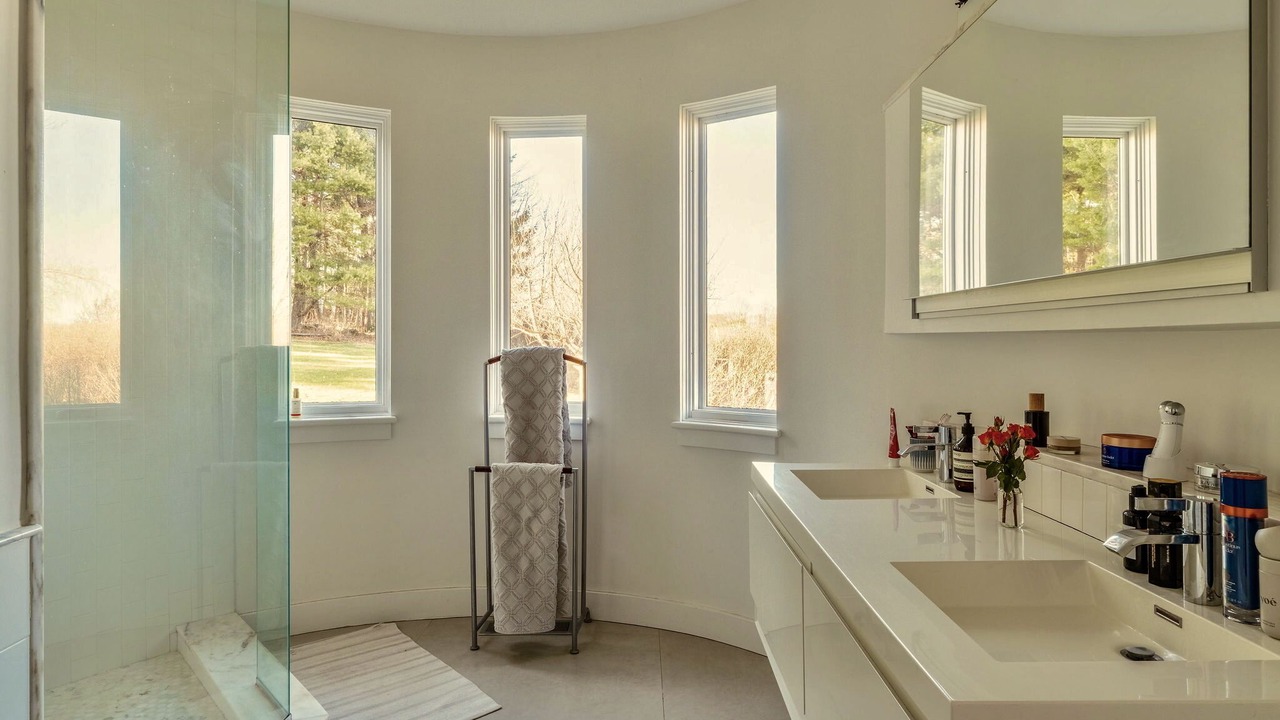 Photo of Bathroom in Bantam