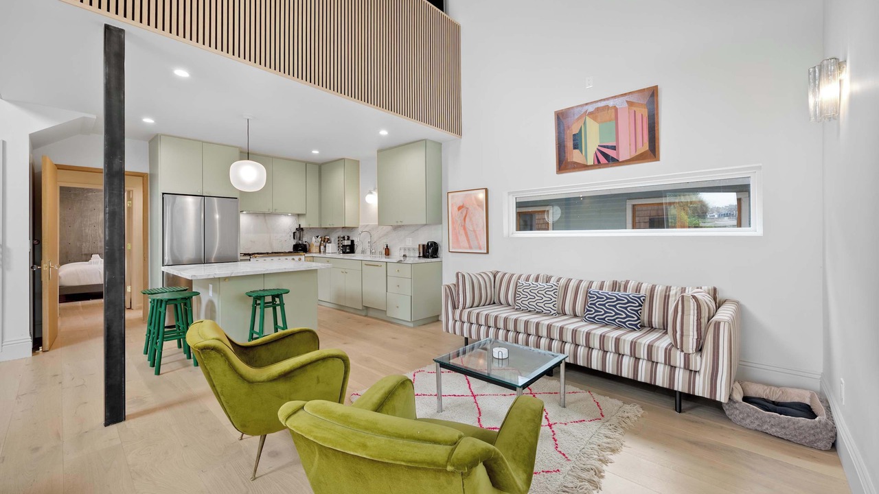 Photo of Livingroom in Sunset Junction