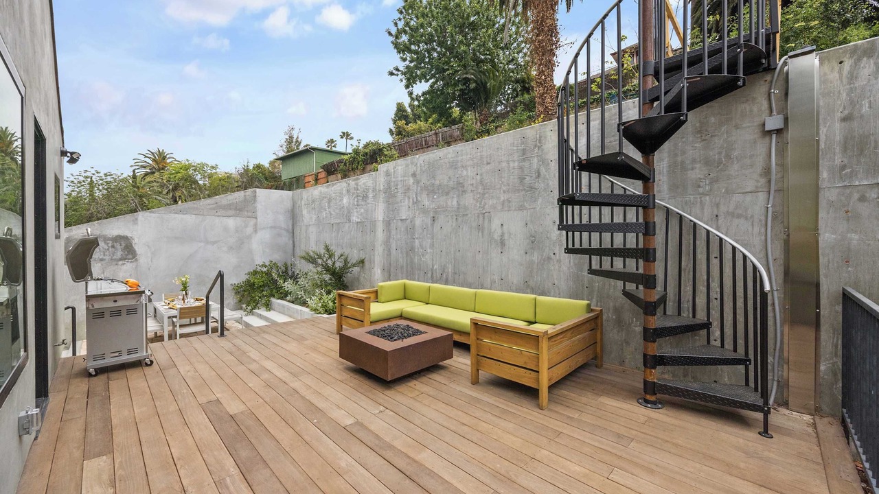 Photo of Patio Balcony in Sunset Junction