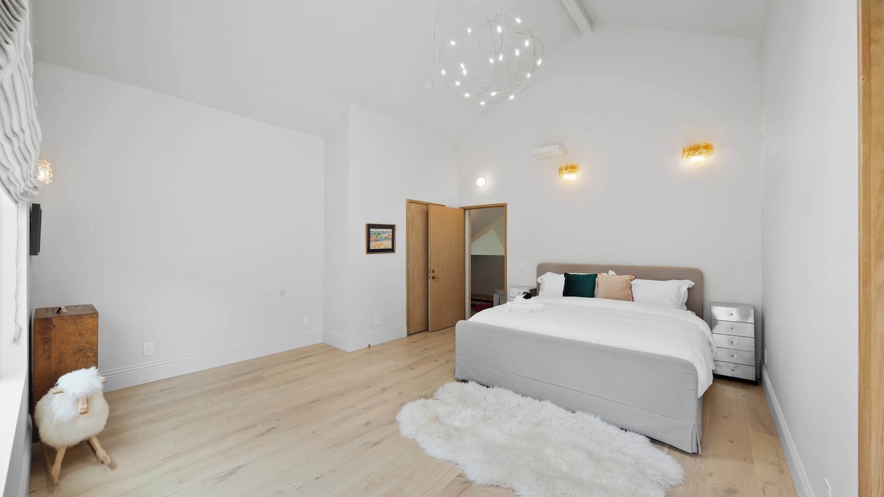 Photo of Bedroom in Sunset Junction