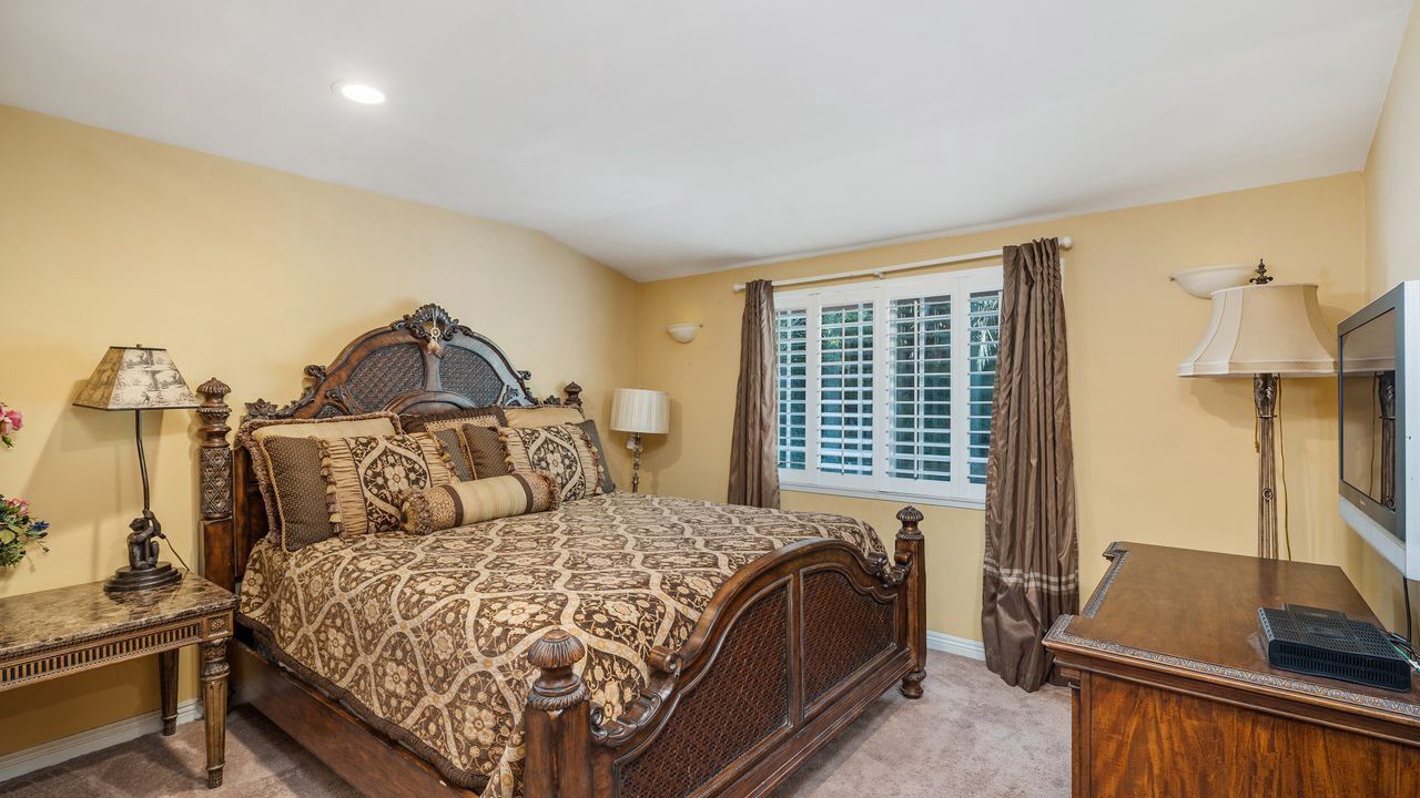 Photo of Bedroom in Los Angeles County