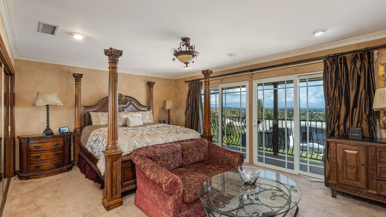 Photo of Bedroom in Los Angeles County
