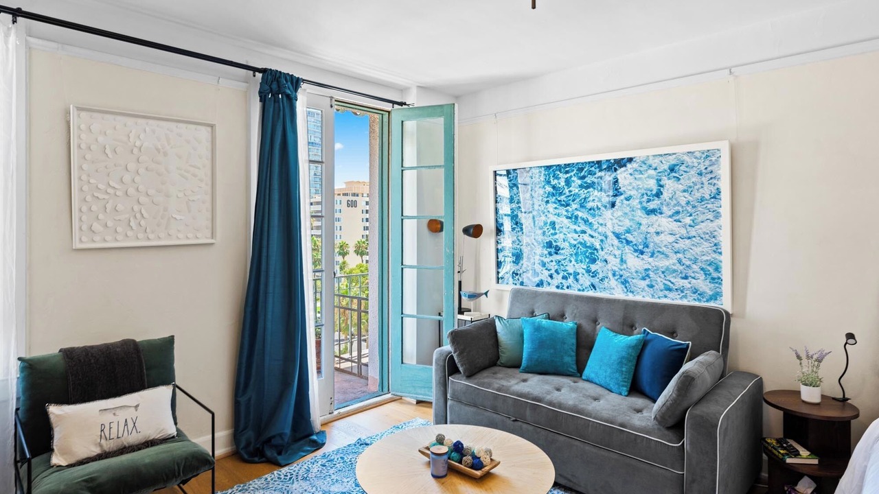 Photo of Livingroom in Waterfront