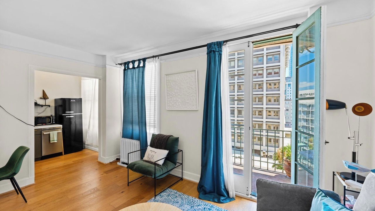 Photo of Livingroom in Waterfront