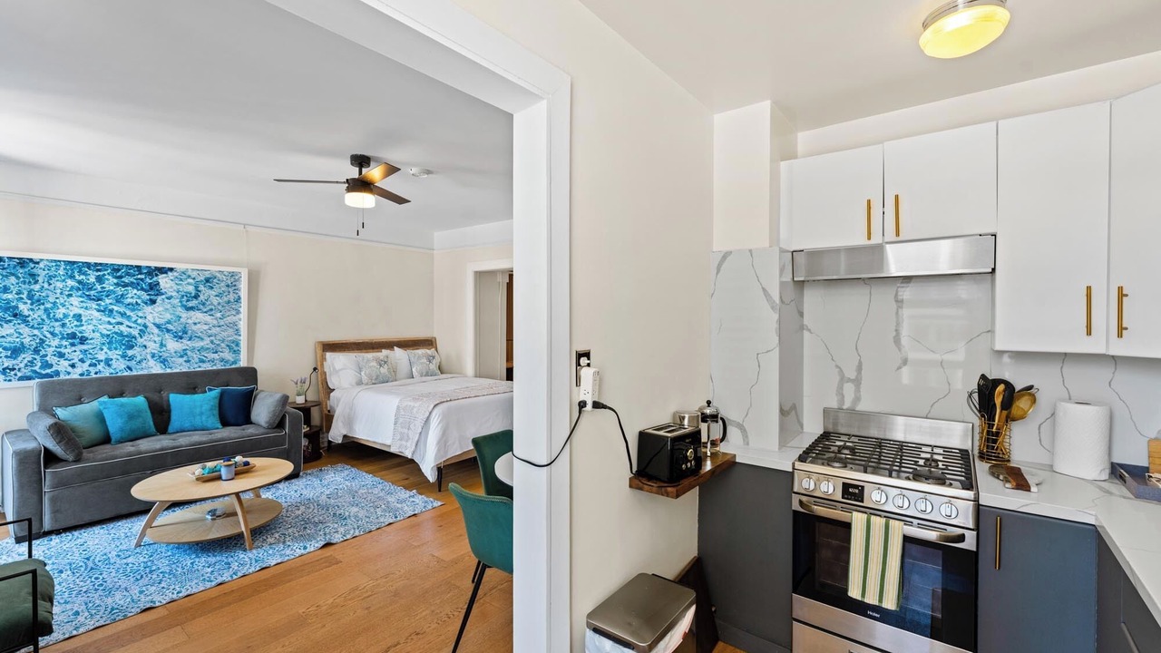 Photo of Bedroom in Waterfront