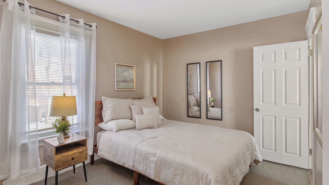 Photo of Bedroom in Southside