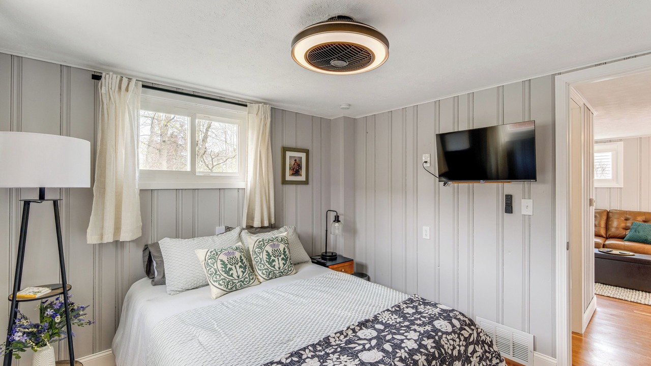 Photo of Bedroom in Edinboro