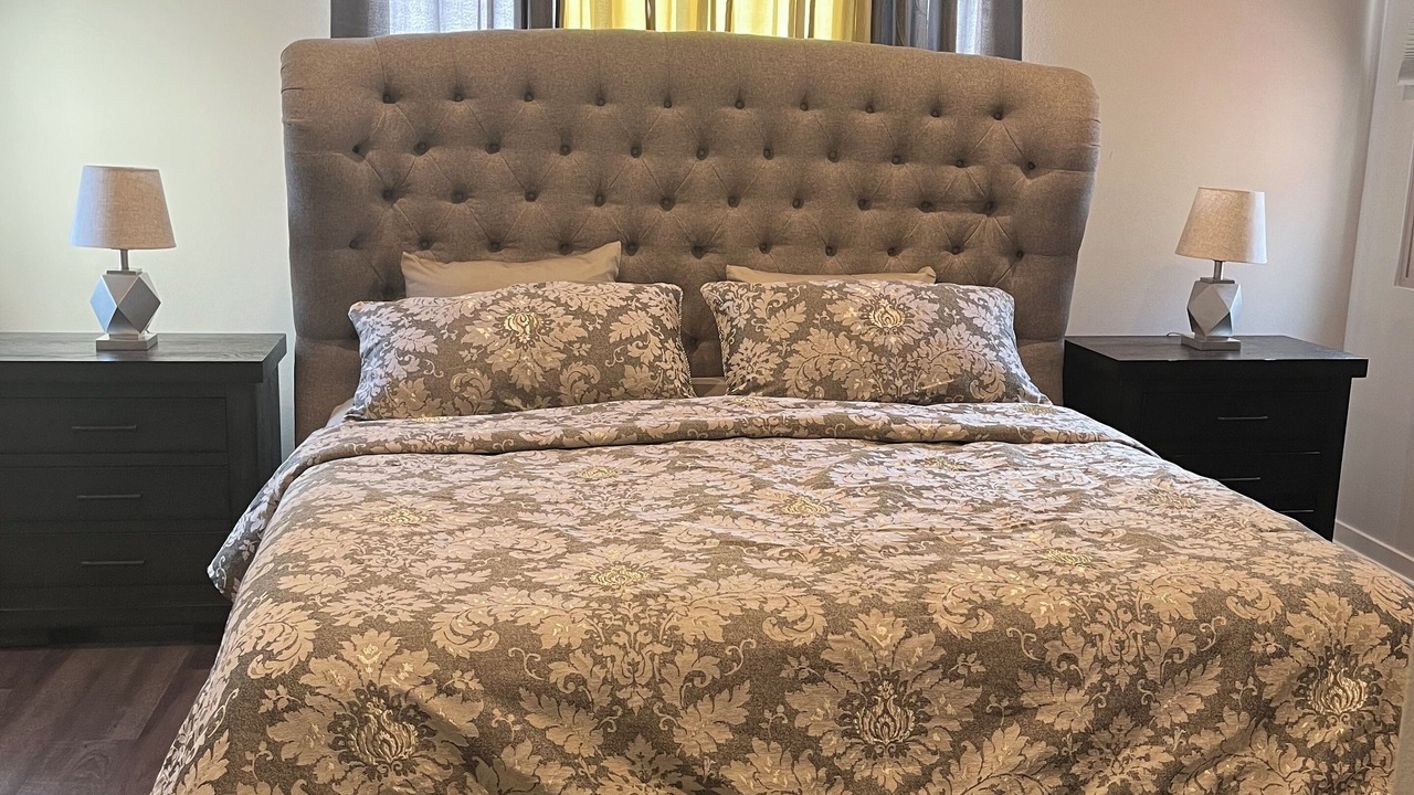 Photo of Bedroom in Portola Springs