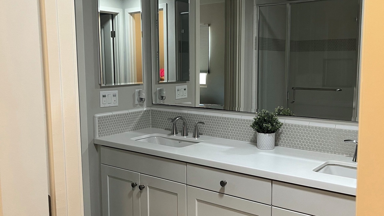 Photo of Bathroom in Portola Springs