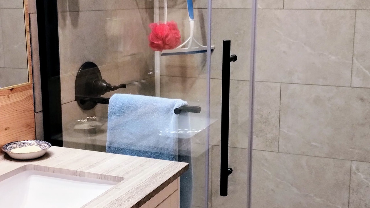 Photo of Bathroom in Gallant