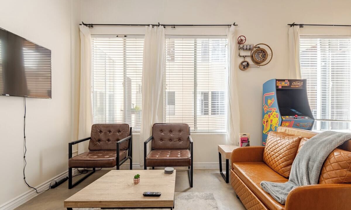 Photo of Livingroom in Historic Core