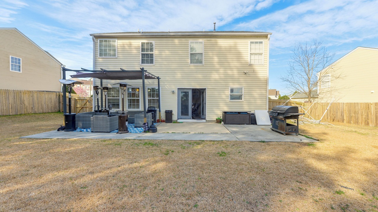 Photo of Patio Balcony in Northeast Raleigh