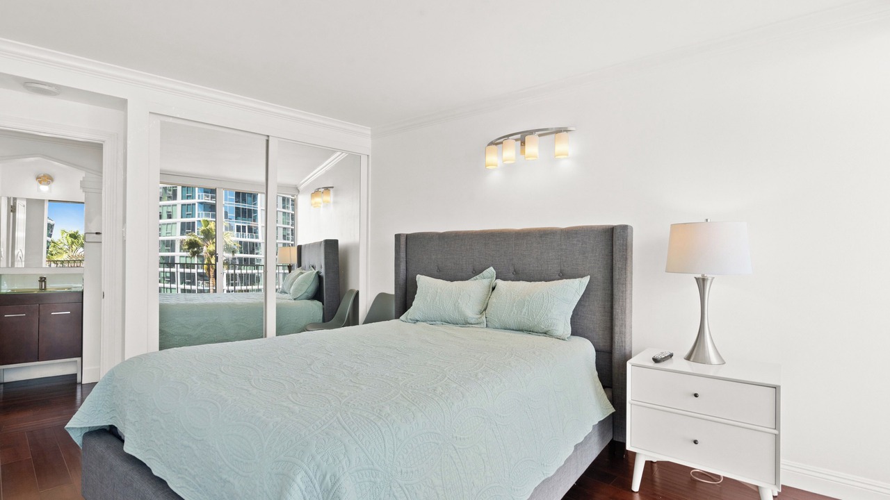 Photo of Bedroom in Waterfront