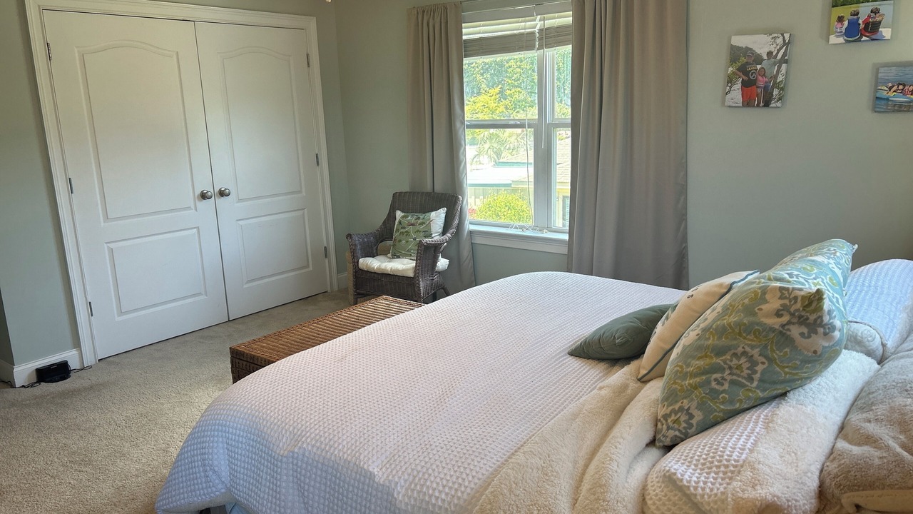 Photo of Bedroom in Alexander City