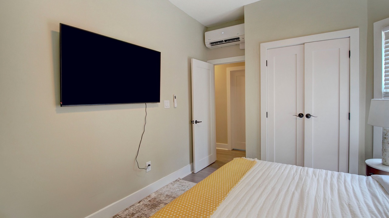 Photo of Bedroom in McGinley Square