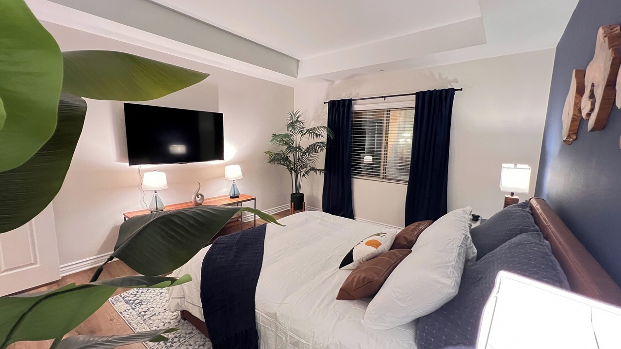 Photo of Bedroom in Encino