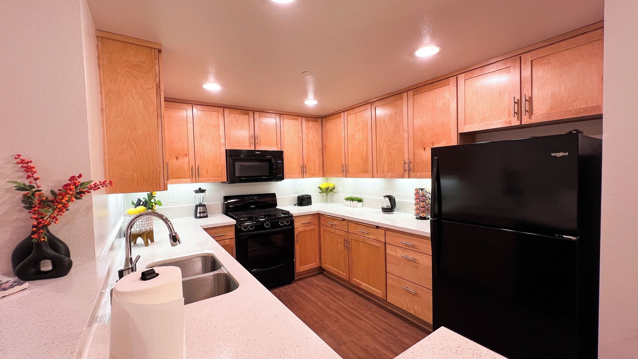 Photo of Kitchen in Encino