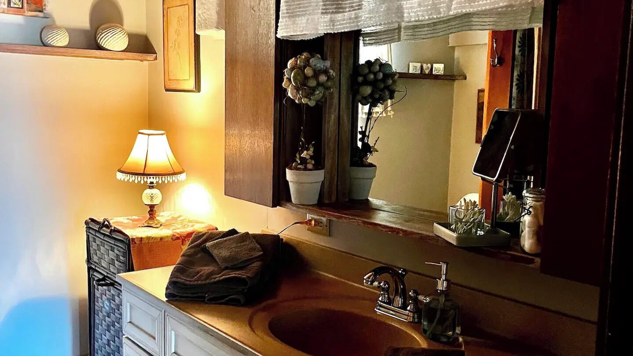 Photo of Bathroom in Middle Hope