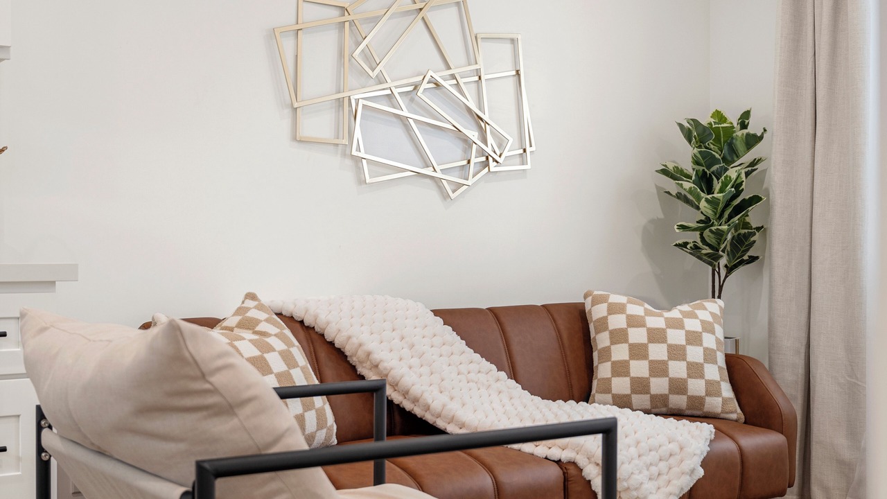 Photo of Livingroom in South Montebello