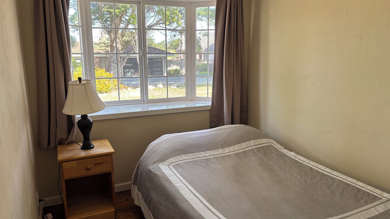 Photo of Bedroom in Del Monte Forest