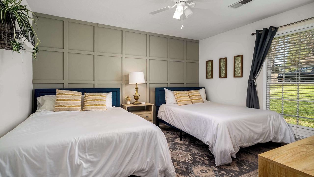 Photo of Bedroom in Northport