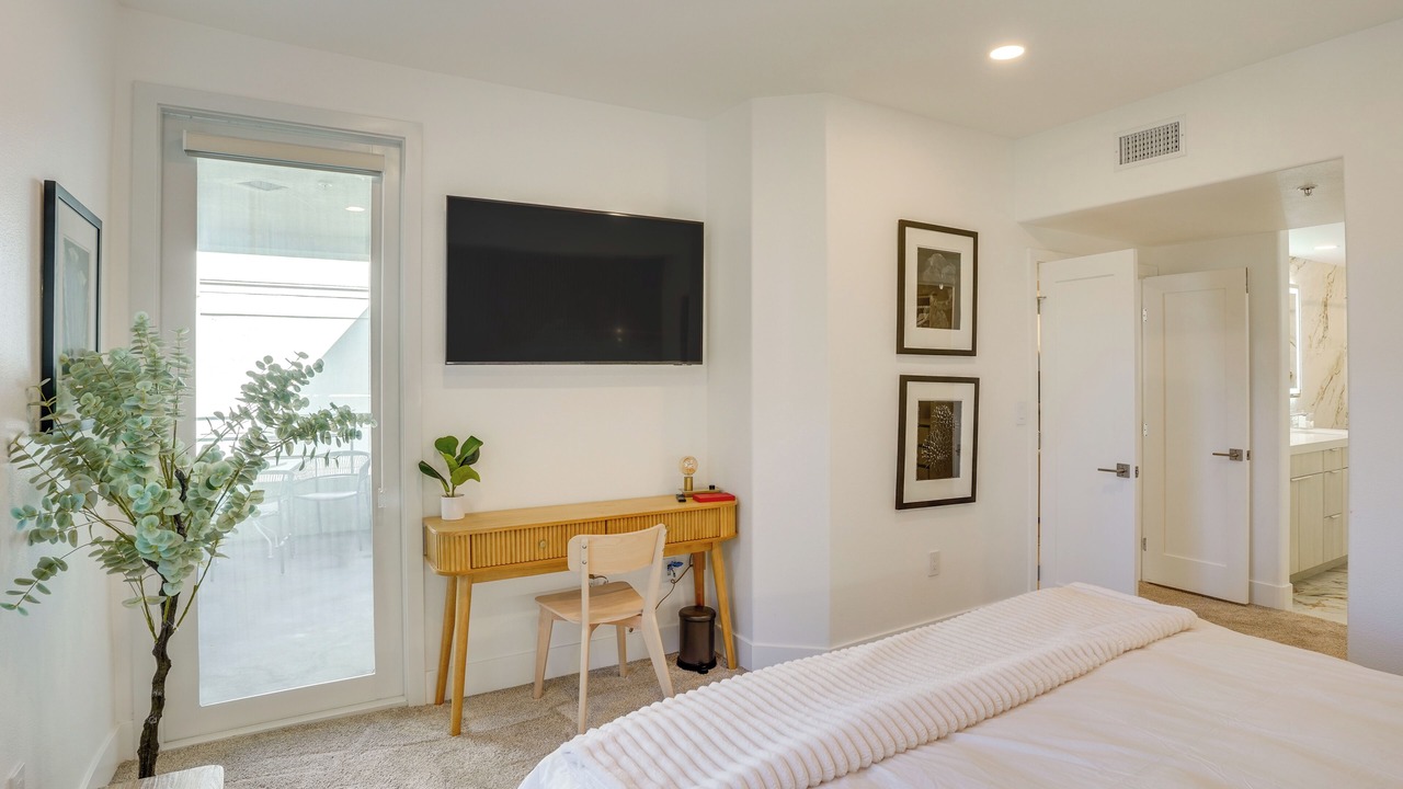 Photo of Bedroom in Airport Area